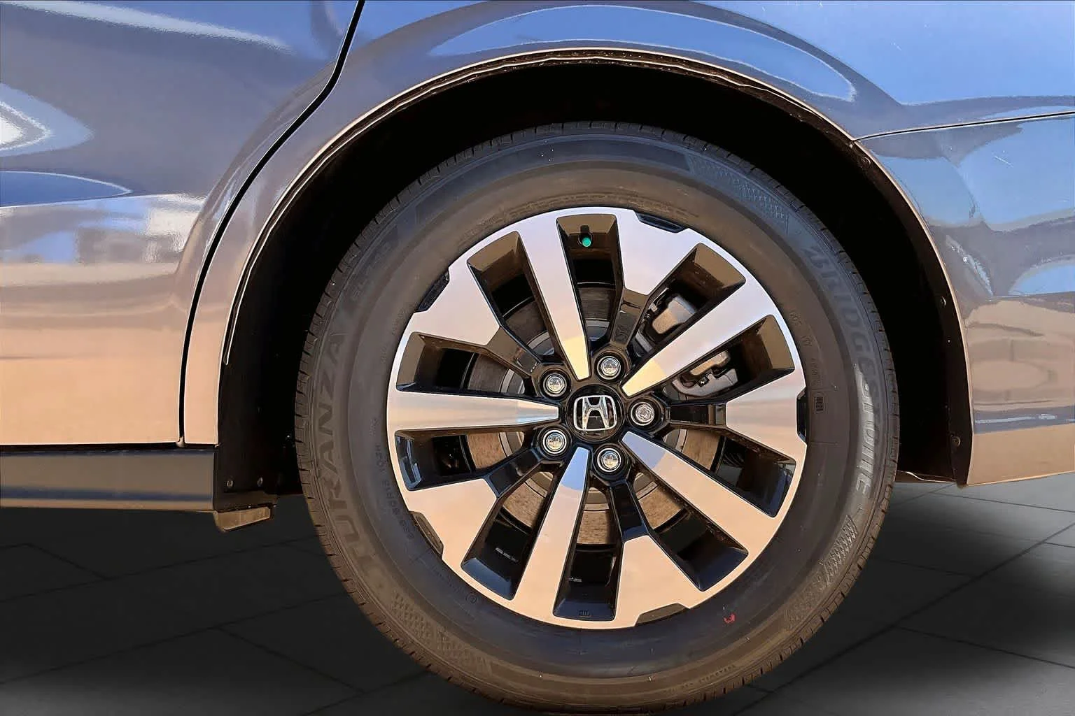 2026 Honda Odyssey EX-L - Photo 11