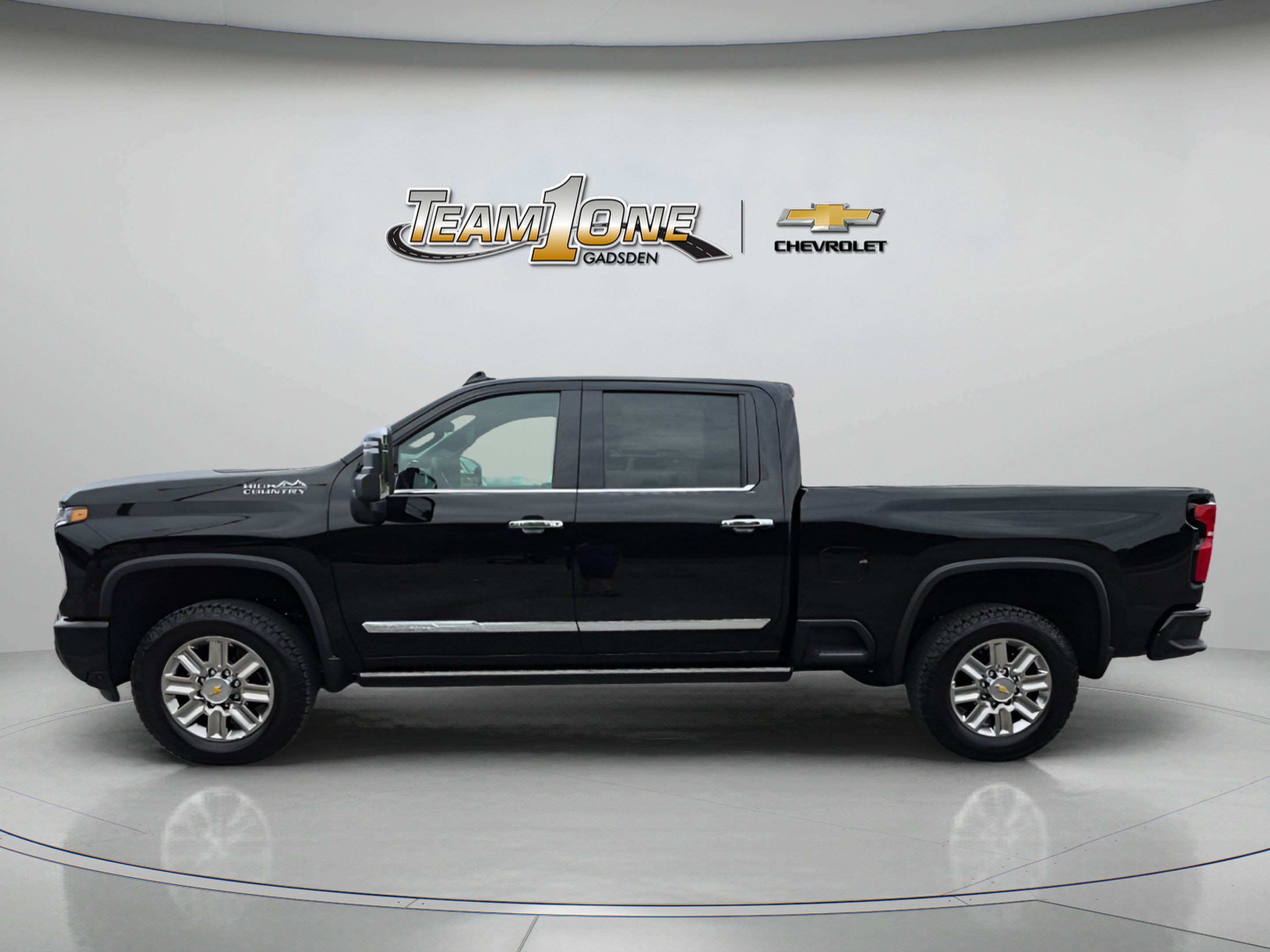 2026 Chevrolet Silverado 2500 HD High Country - Photo 4