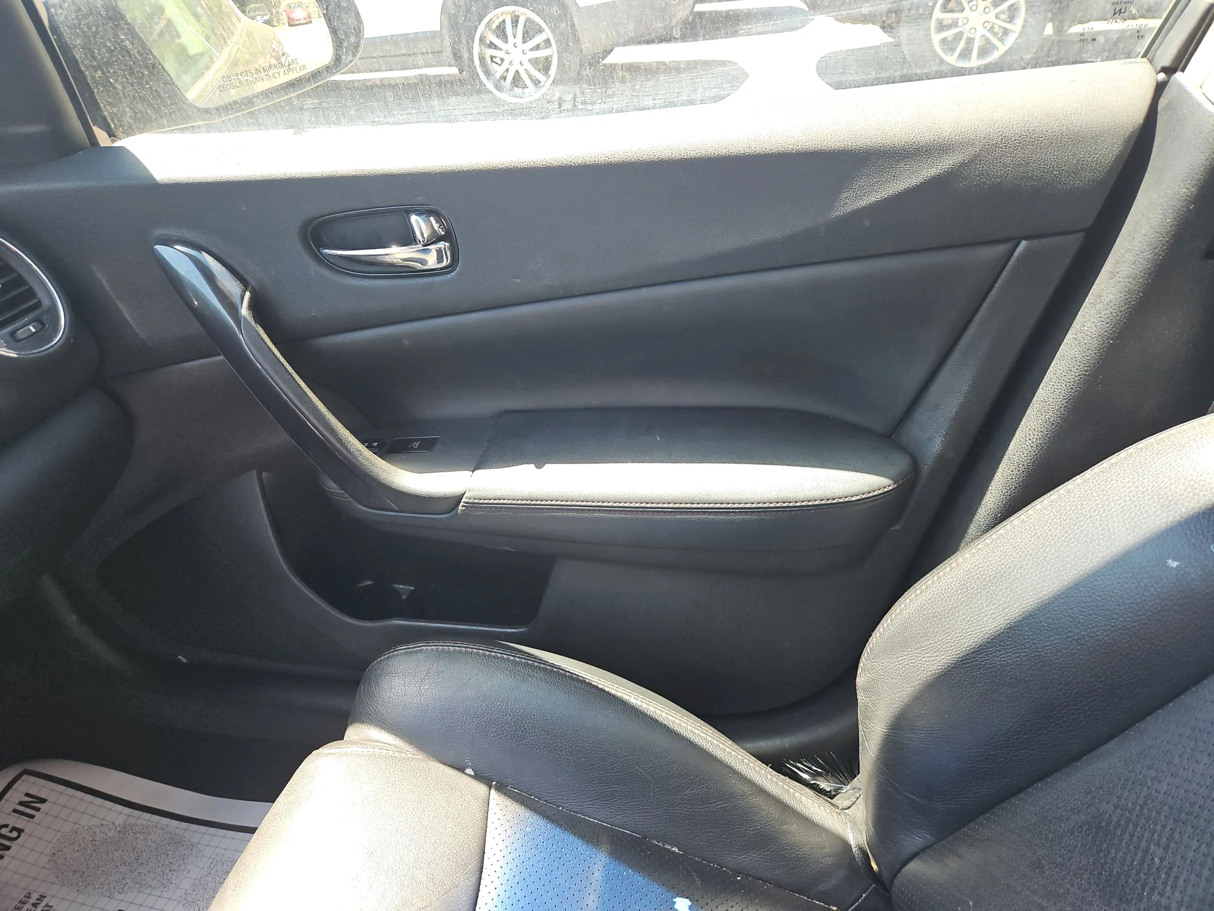 Used 2014 Gun Metallic Nissan 3.5 SV image 14