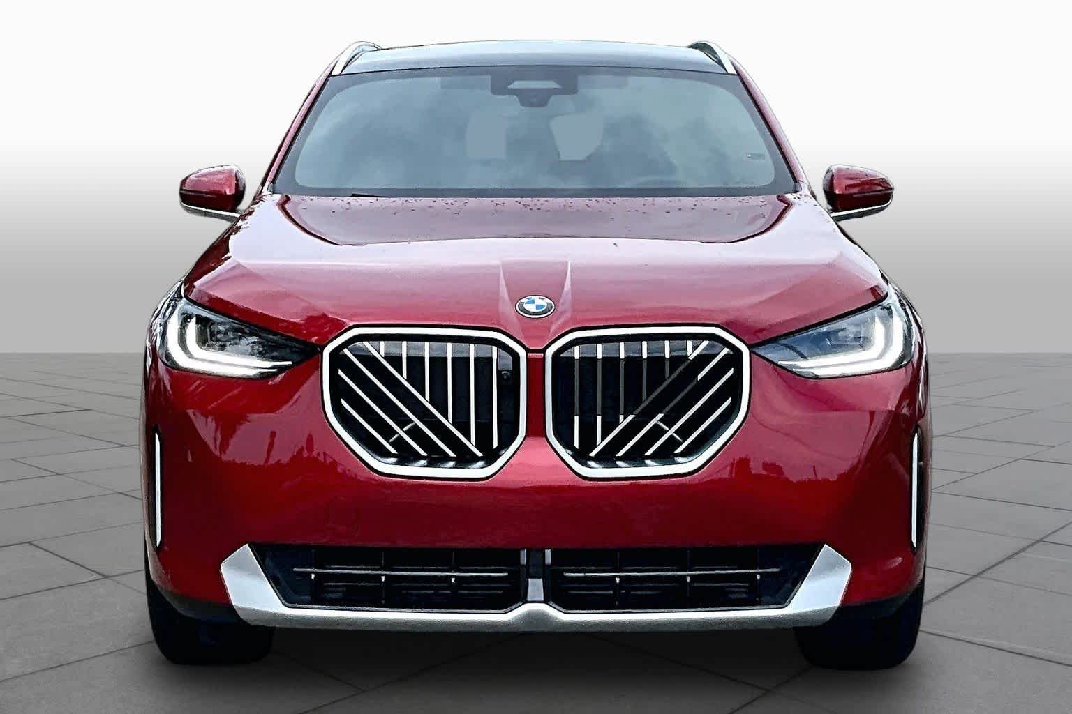 Used 2025 Vegas Red Metallic BMW 30 xDrive image 4