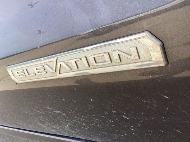 Used 2019 Quartz Metallic GMC Elevation image 10