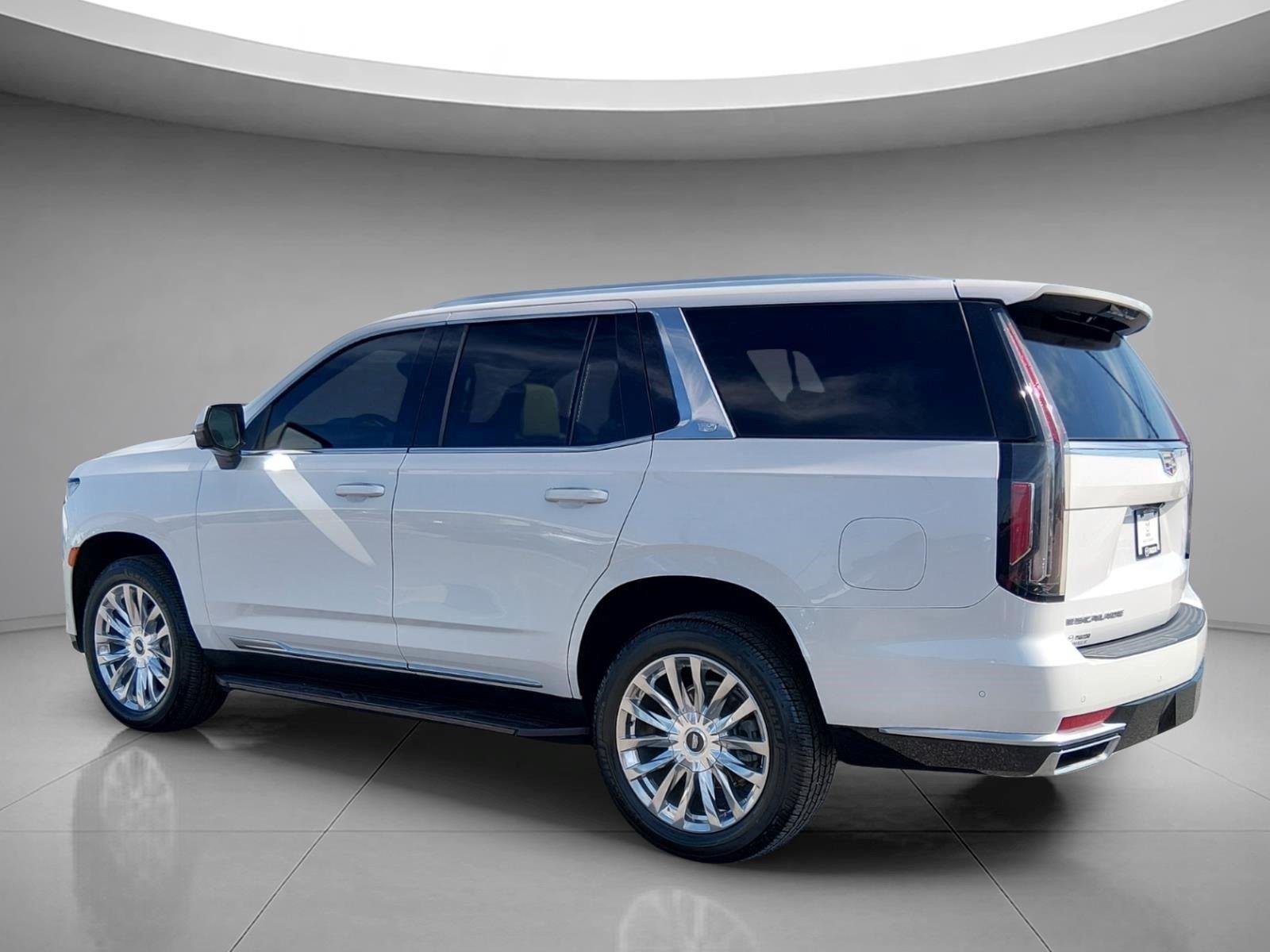 Used 2023 Crystal White Tricoat Cadillac 4WD Premium Luxury image 3
