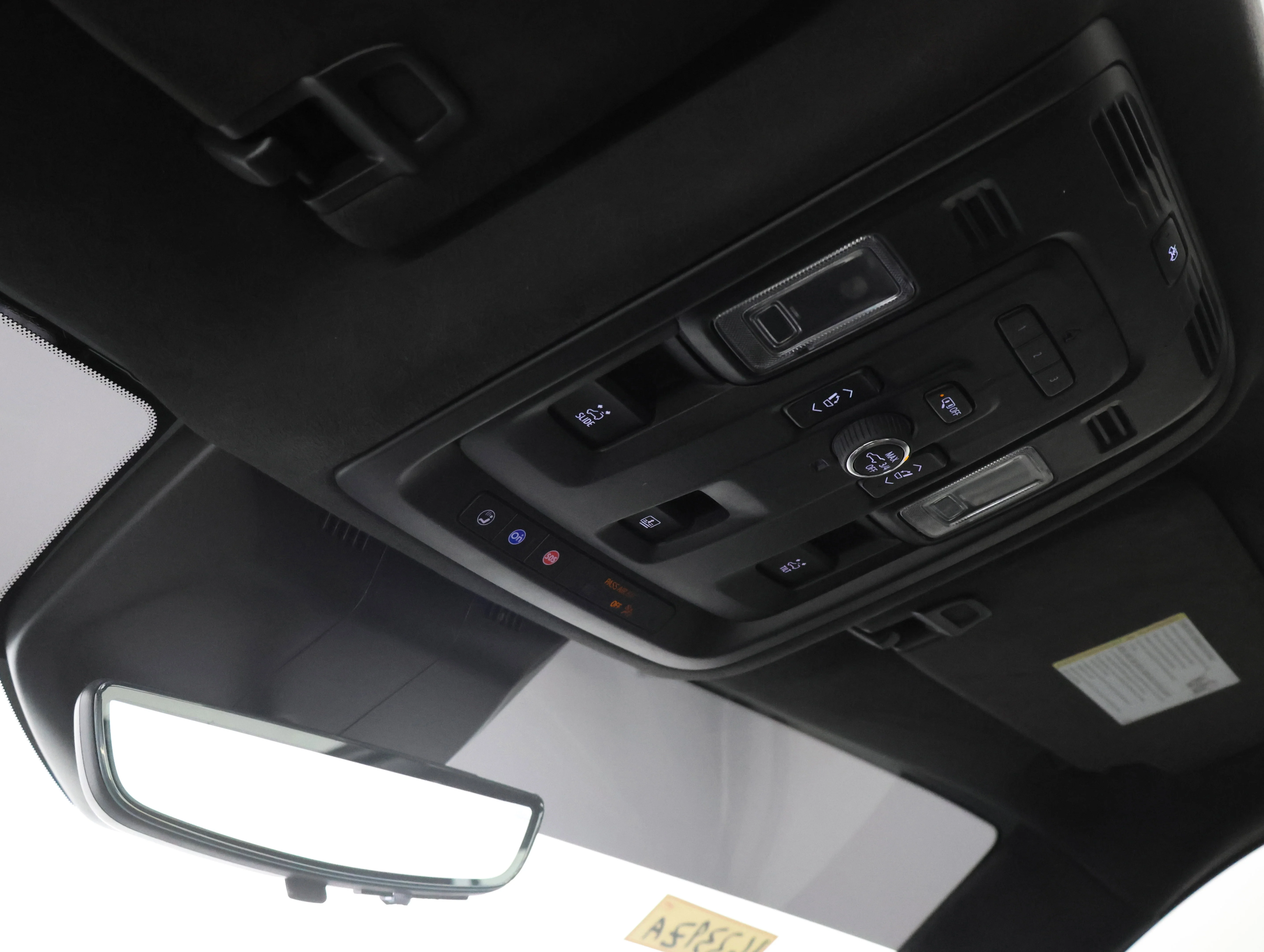 Used 2021 Black Raven Cadillac Sport Platinum image 12