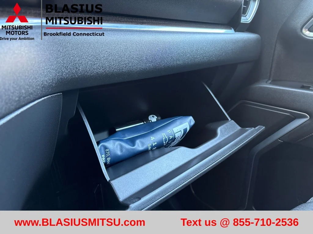 Used 2022 Red Chevrolet LT Trail Boss image 31