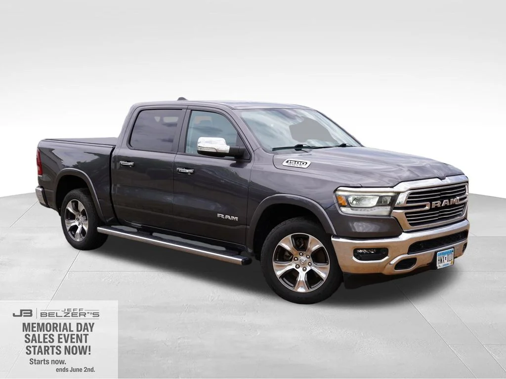 2022 RAM 1500 Laramie 4x4 Crew Cab 5'7's photo