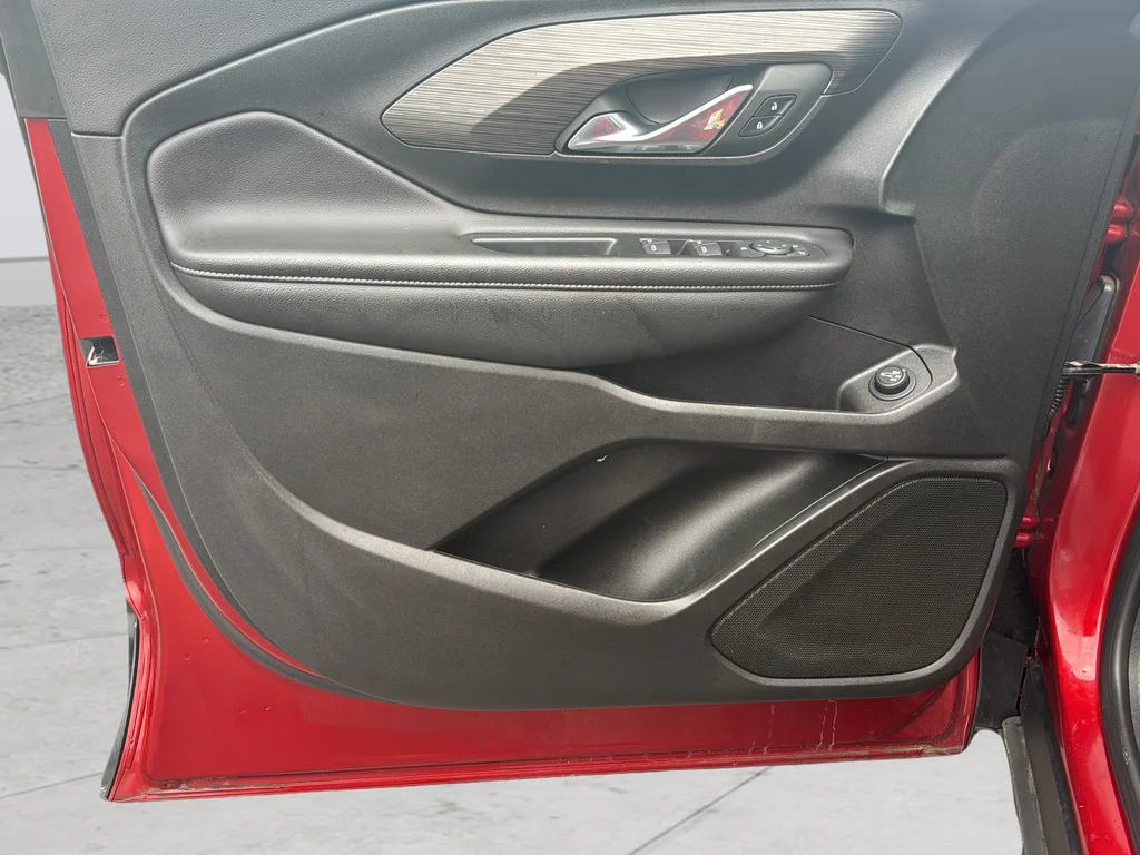 Used 2023 Red GMC SLE image 24