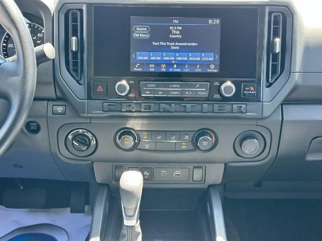 New 2026 Glacier White Nissan Crew Cab S image 7