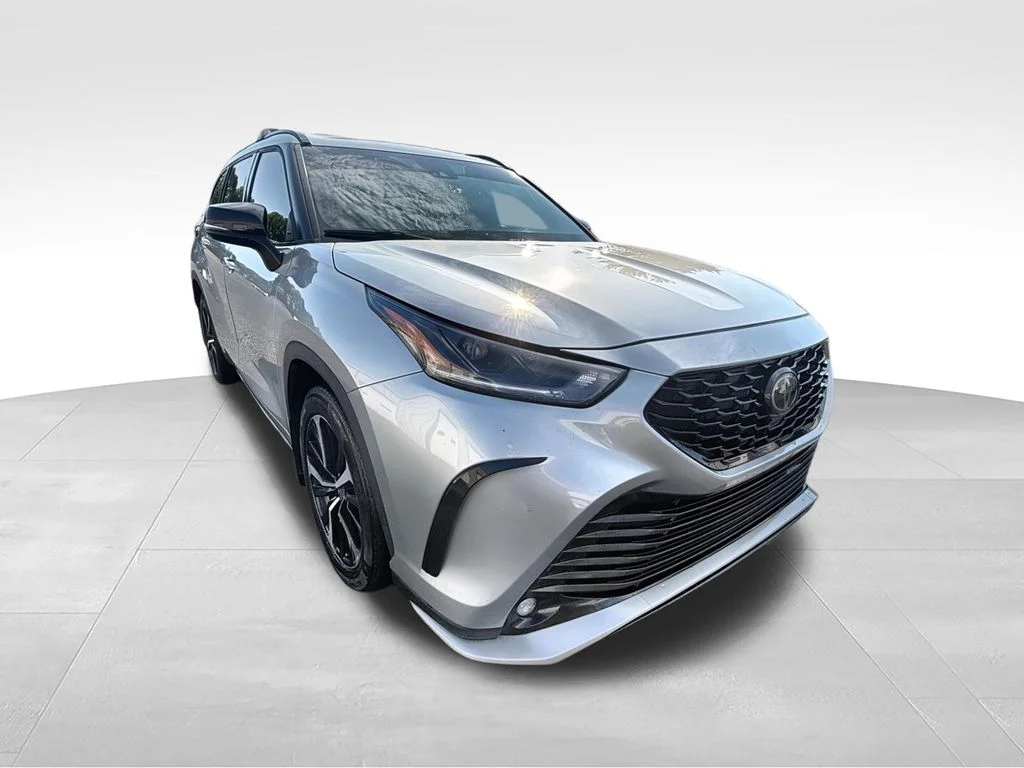 Used 2022 Silver Toyota XSE image 2
