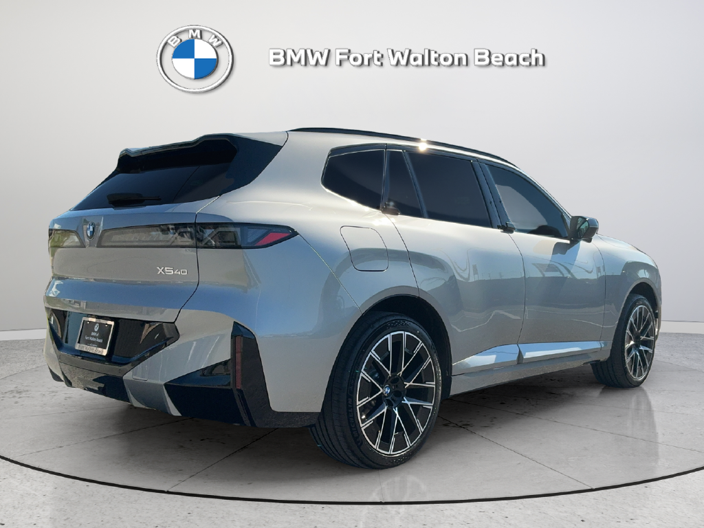 New 2027 Silver BMW  image 7