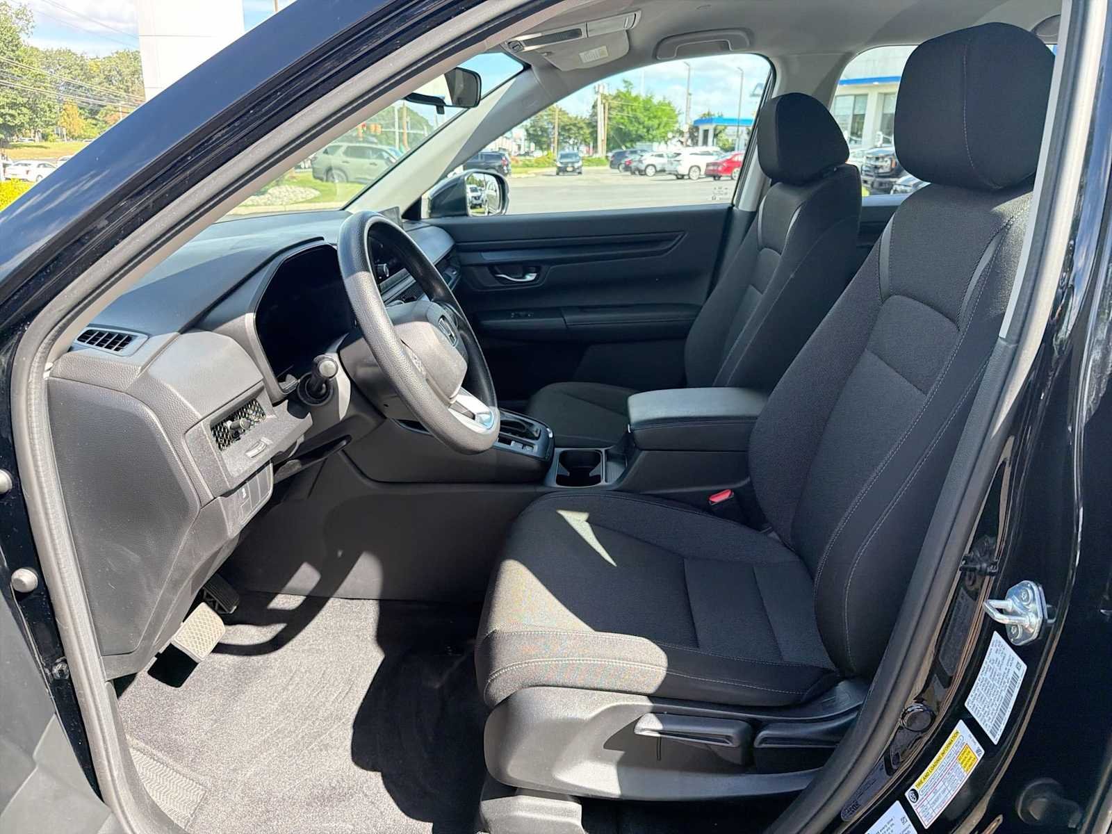 2024 Honda CR-V LX - Photo 11