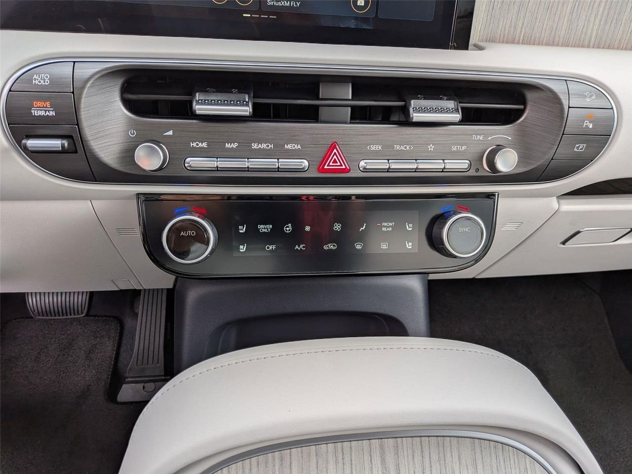 New 2026 Abyss Black Pearl Hyundai Calligraphy image 22