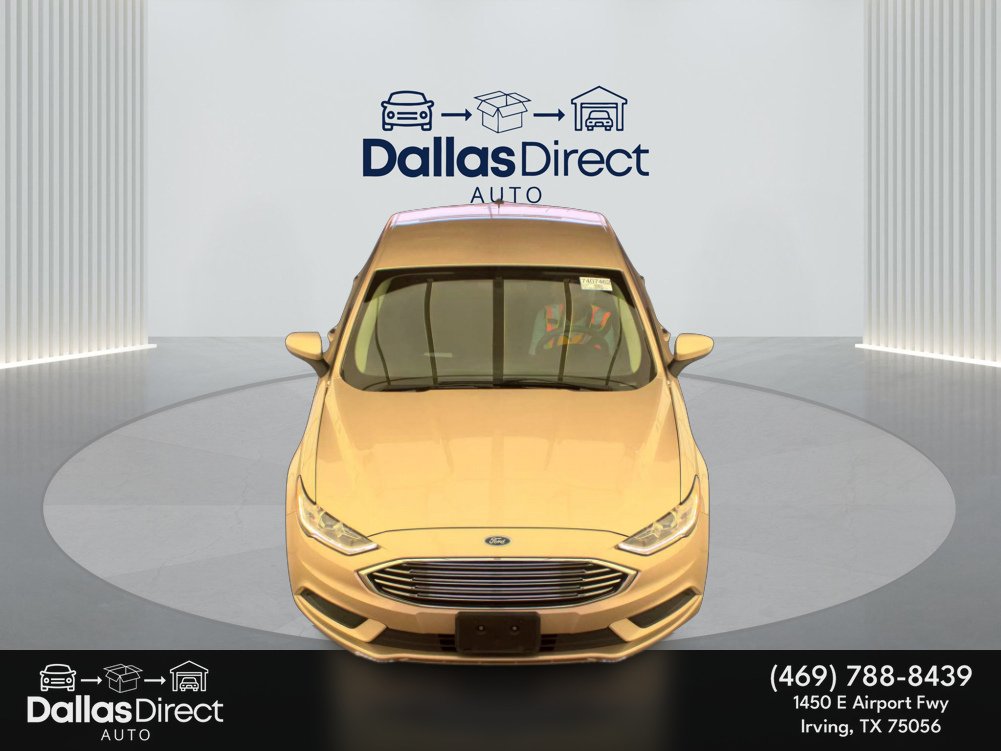 Used 2017 White Gold Ford SE image 3