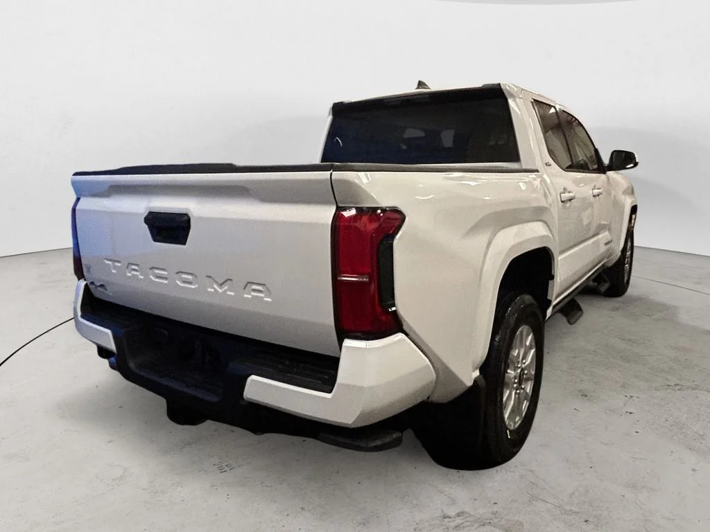 New 2026 Ice Cap Toyota SR5 image 5