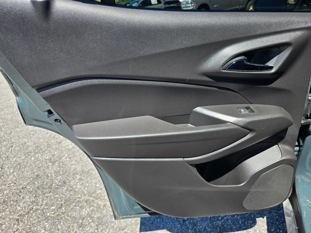 Used 2025 Gray Chevrolet LT image 46