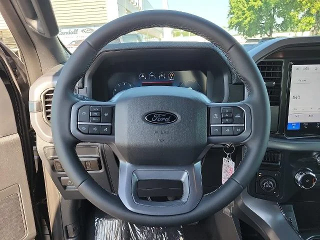 New 2026 Agate Black Metallic Ford XLT image 20