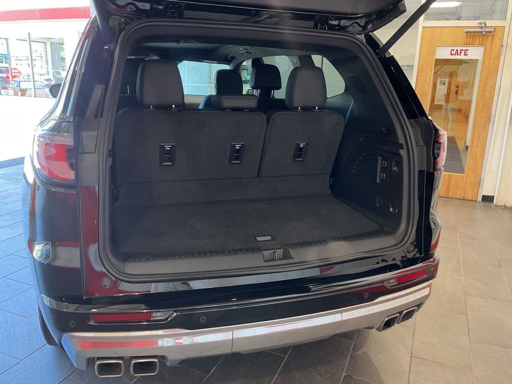 Used 2025 Black GMC Denali image 11