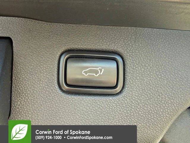 Used 2016 Platinum Graphite Kia EX image 21