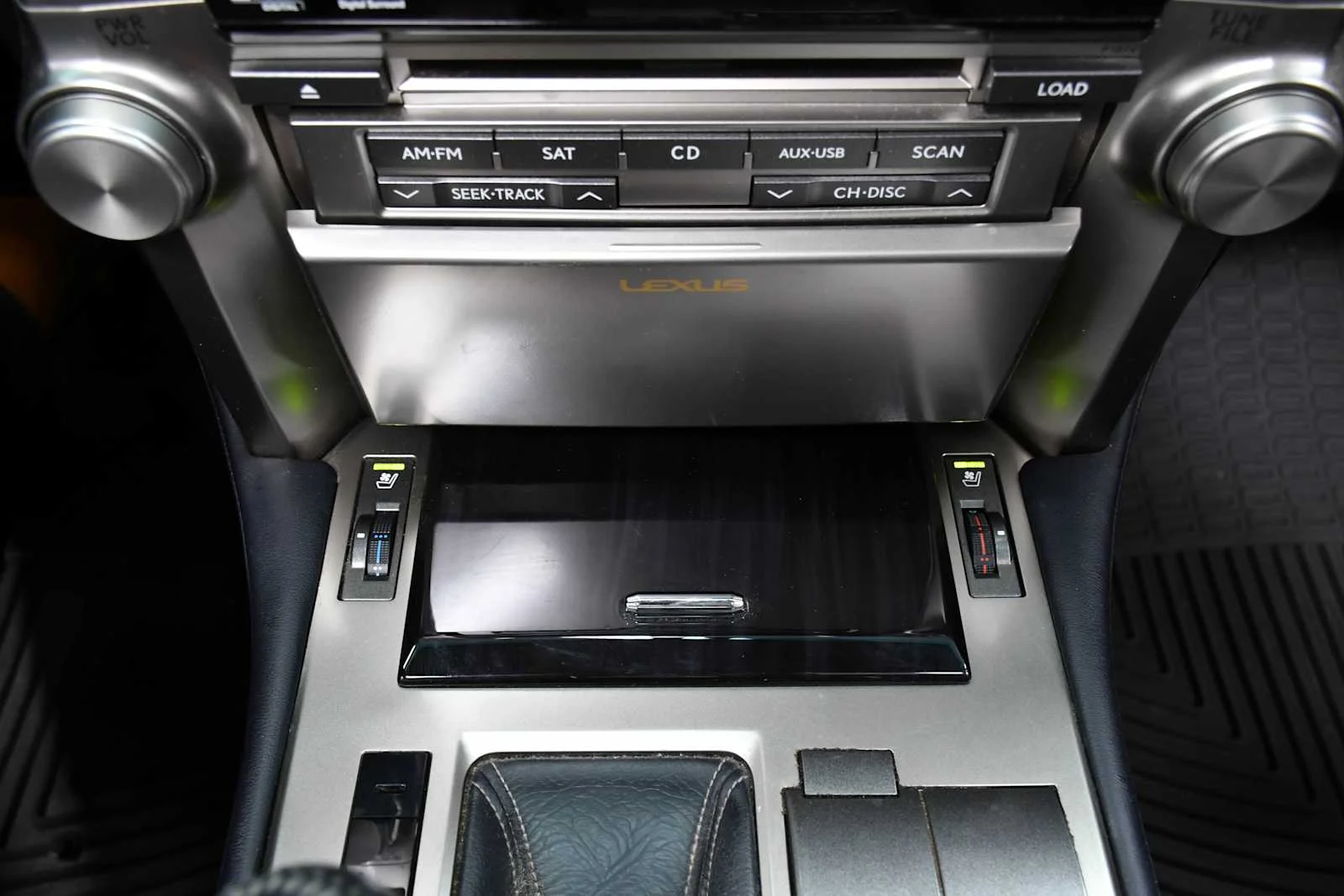 Used 2010 Tungsten Pearl Lexus  image 23