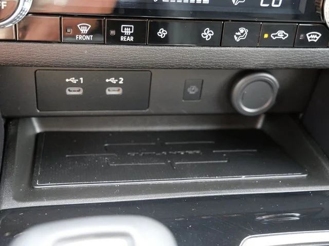 Certified Used 2025 Red Diamond Mitsubishi SE image 26