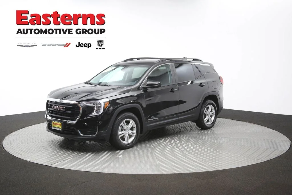 Used 2023 Black GMC SLE image 86