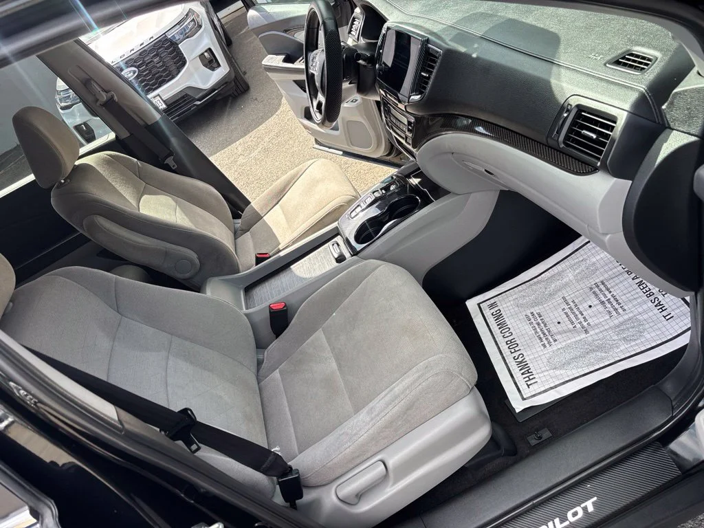 Used 2021 Black Honda EX image 31