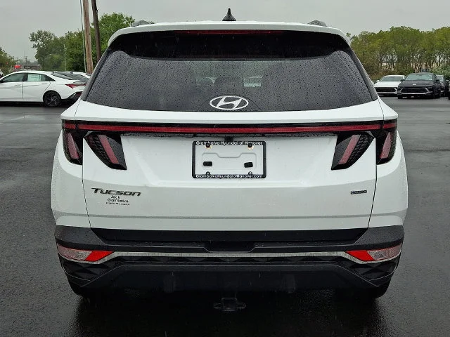 Used 2022 Gray Hyundai SEL image 5