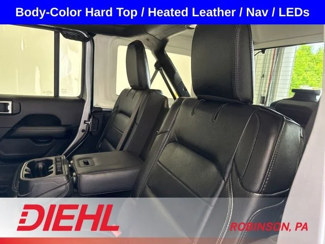 Used 2020 Silver Jeep Unlimited Sahara image 16