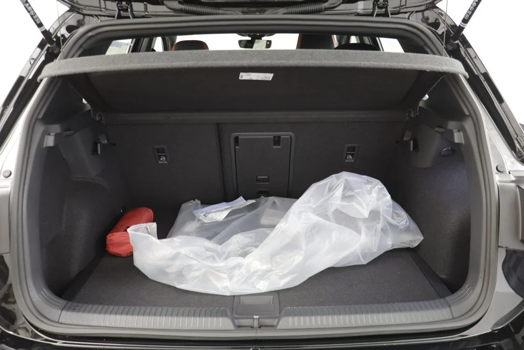 New 2026 Black Volkswagen 2.0T S image 18