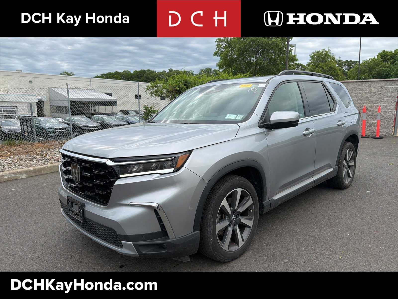 2023 Honda Pilot Elite AWD's photo