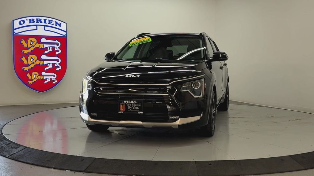 Used 2023 Aurora Black Kia EX Touring image 9