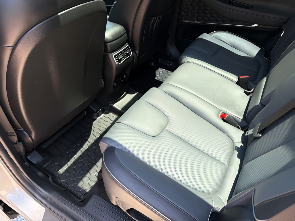 Used 2023 Silver Hyundai Limited image 41