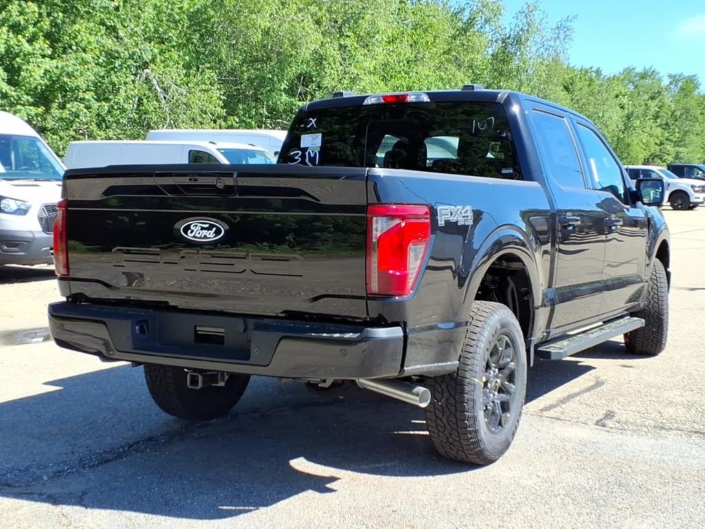 New 2026 Agate Black Metallic Ford XLT image 5