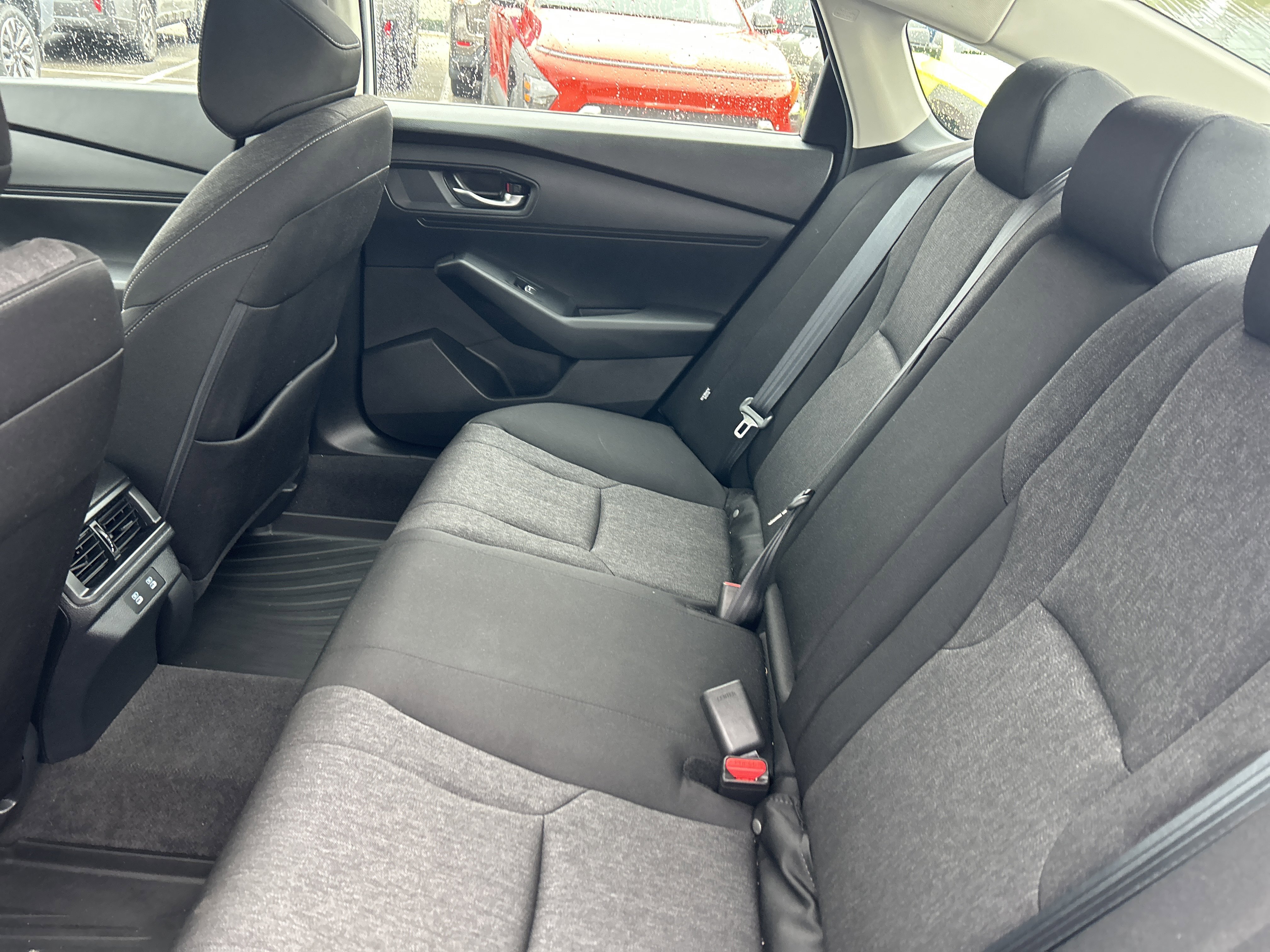 2025 Honda Accord SE - Photo 35
