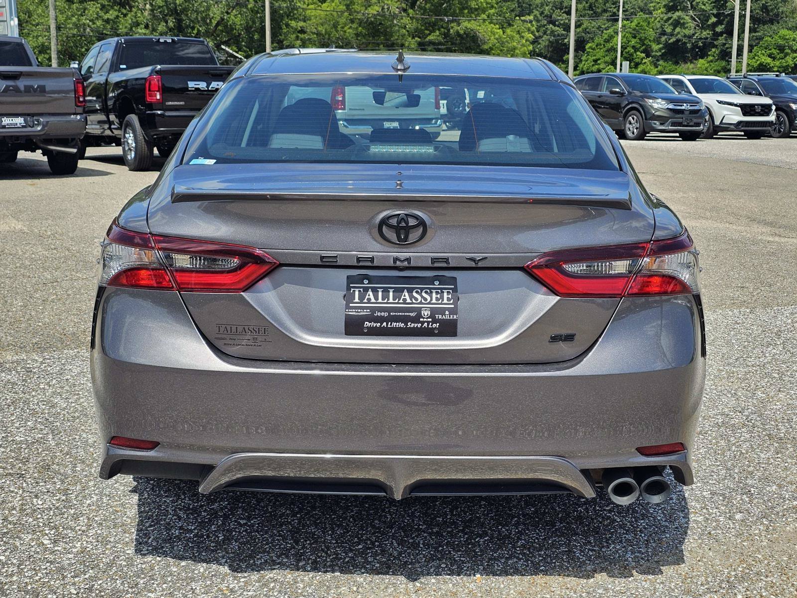 2024 Toyota Camry SE - Photo 11