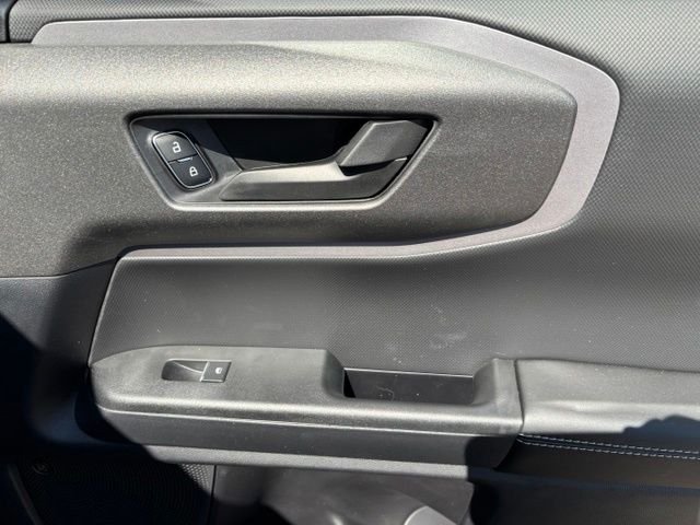 New 2026 Velocity Blue Metallic Ford Outer Banks® image 21