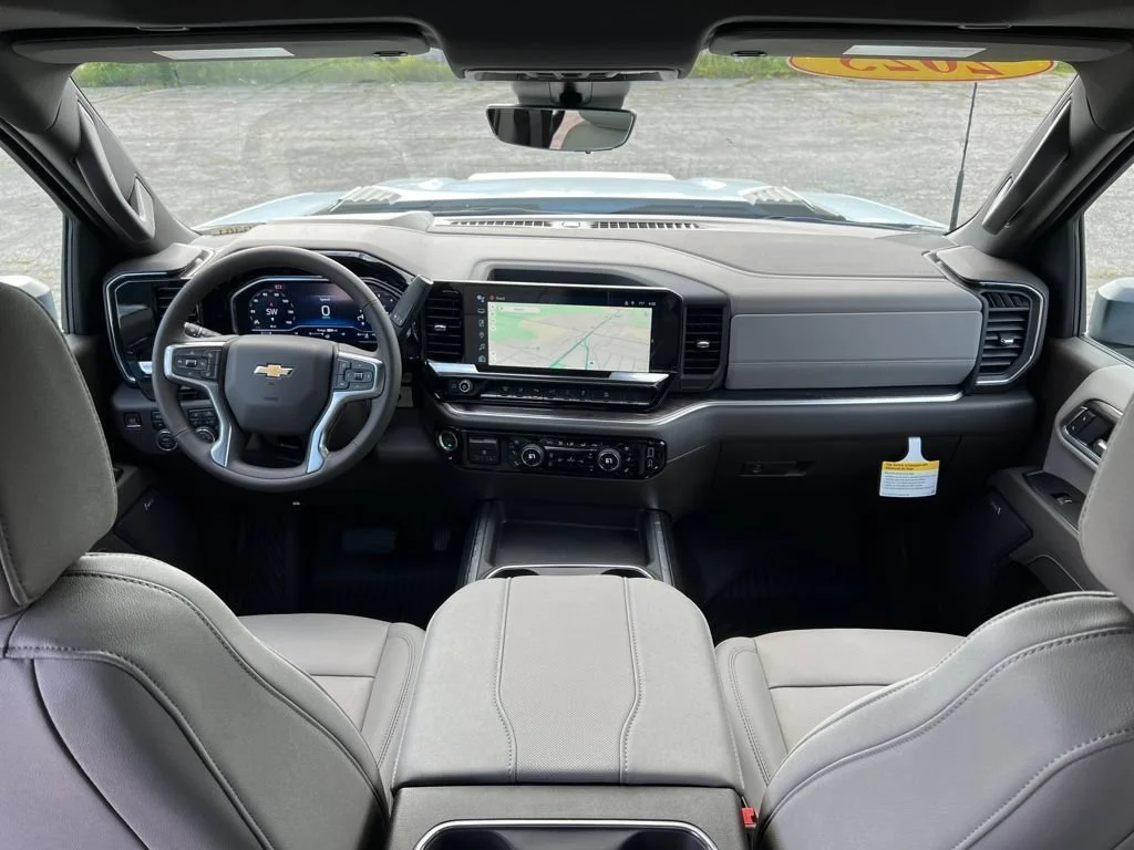 2025 Chevrolet Silverado 2500 HD LTZ - Photo 24