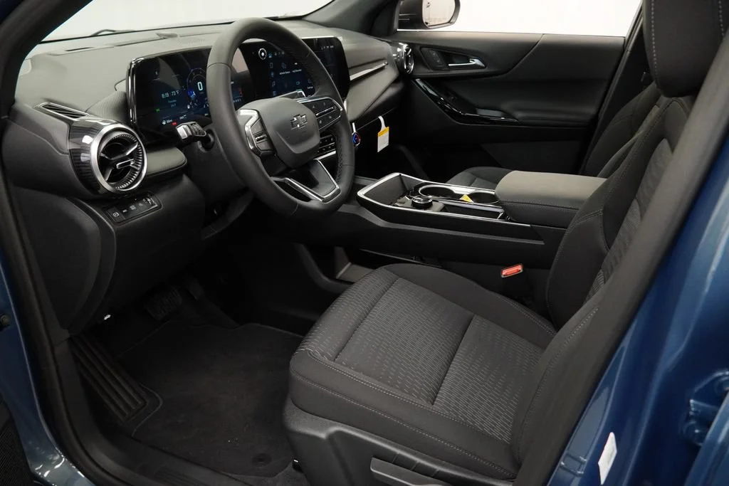 New 2027 Lakeshore Blue Metallic Chevrolet AWD LT image 10