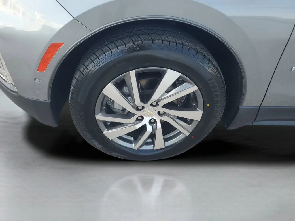 Used 2023 Sterling Gray Metallic Chevrolet Premier image 25