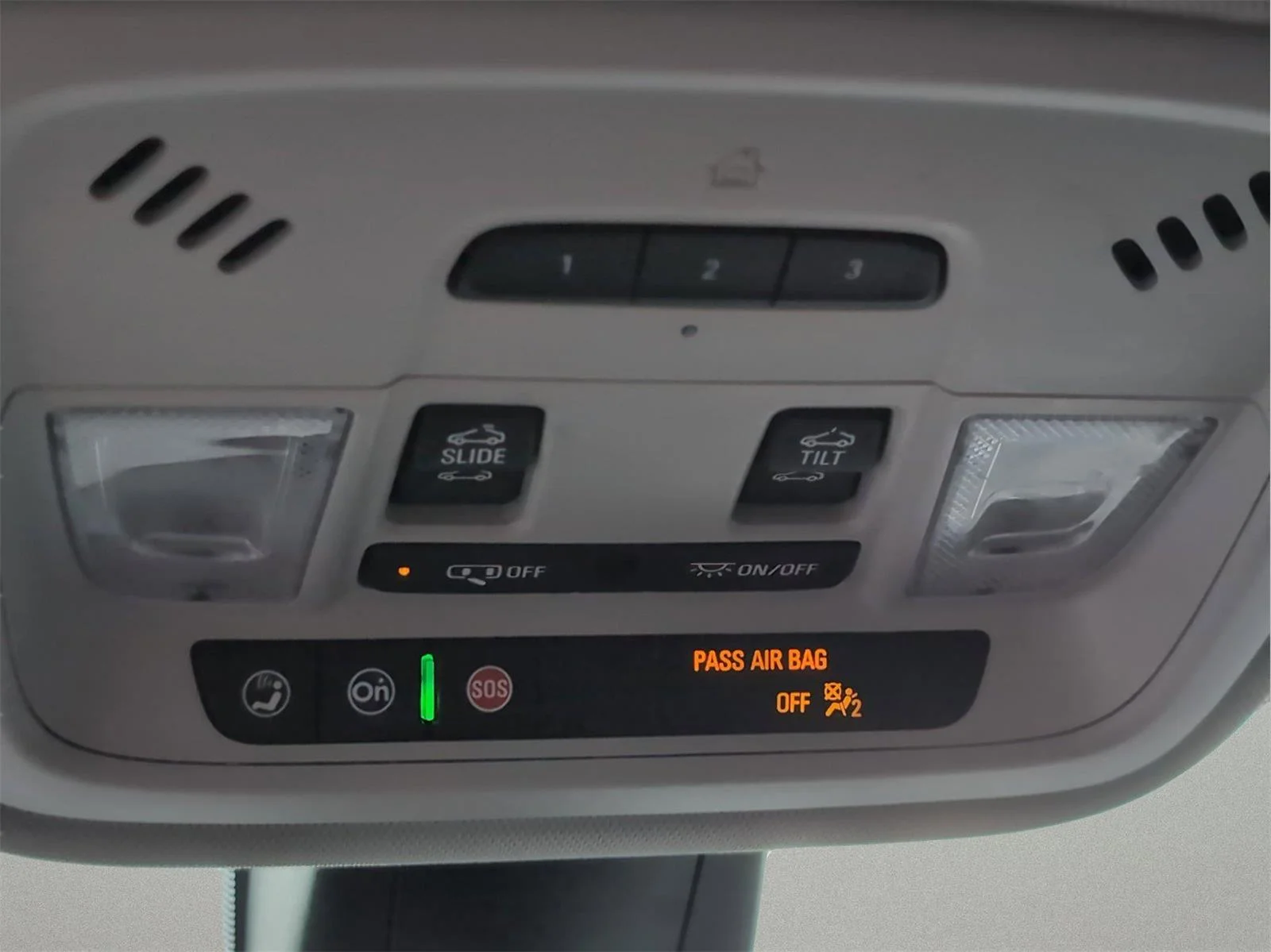 Used 2021 SILVER ICE METALLIC Chevrolet Premier image 16