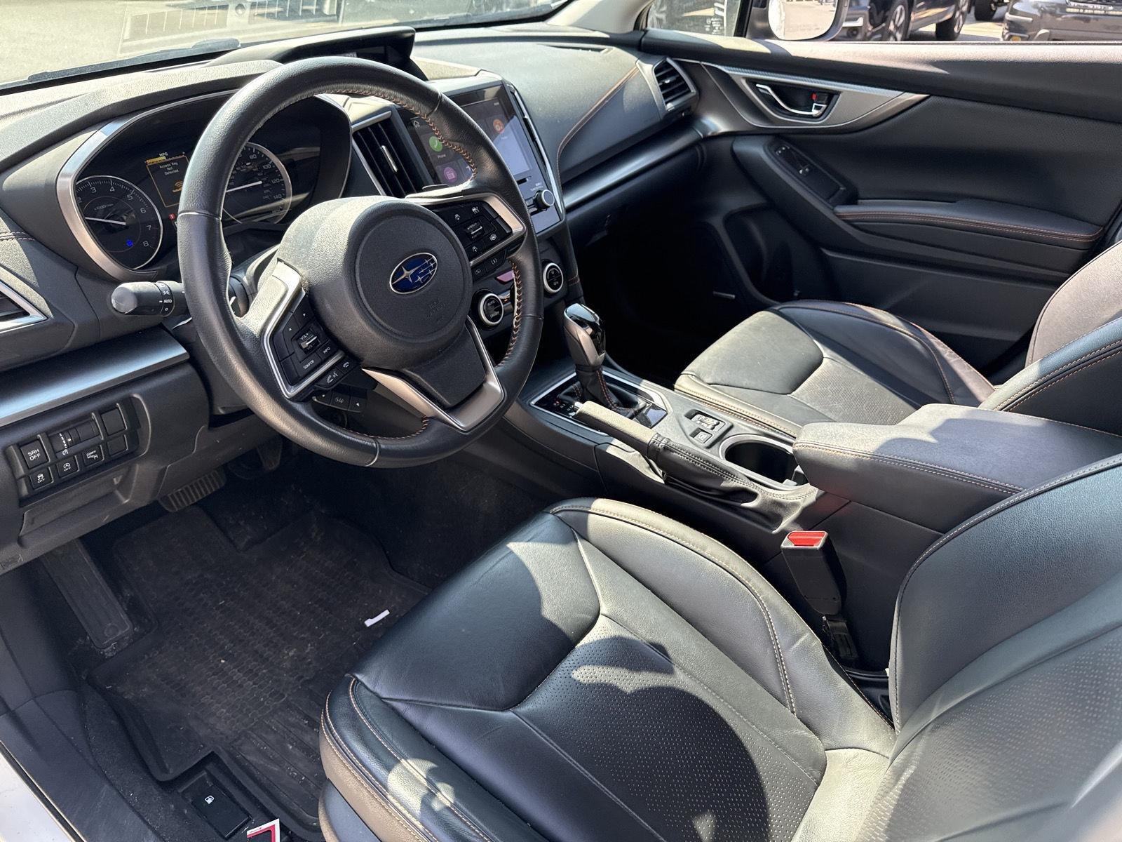 Used 2023 Crystal White Pearl Subaru Limited image 6