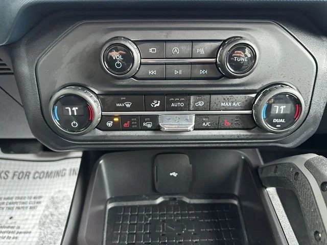 Used 2024 Silver Ford Outer Banks image 17
