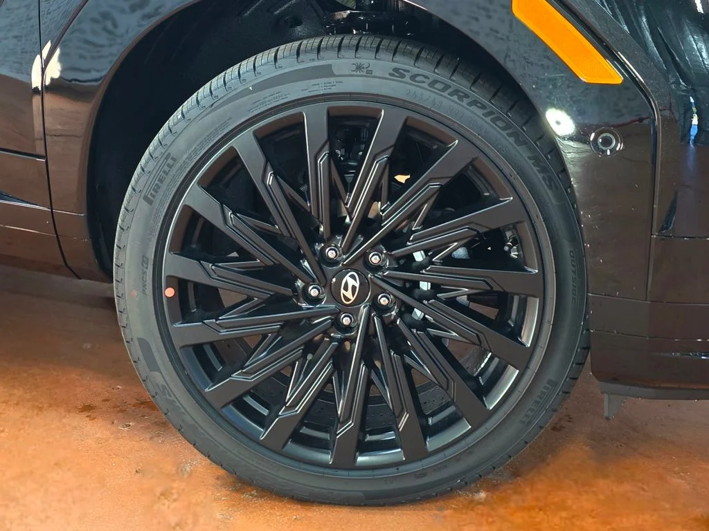 New 2026 Phantom Black Hyundai Calligraphy image 11
