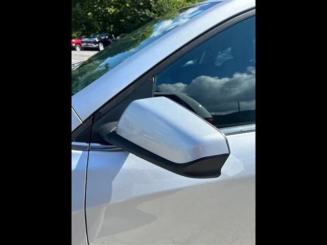 Used 2020 Silver Chevrolet LT image 19