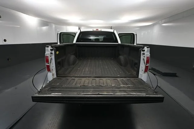 Used 2014 White Ford XLT image 33