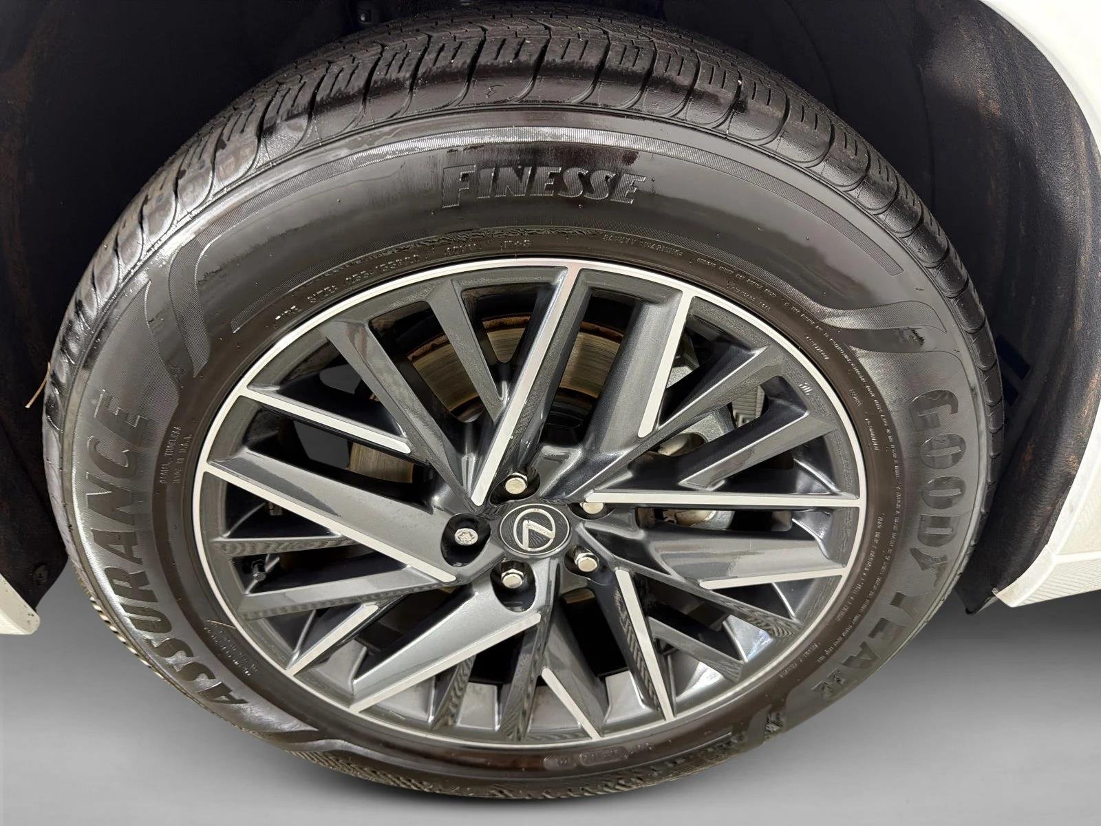 Used 2025 Wind Chill Pearl Lexus TX 350 Premium image 13