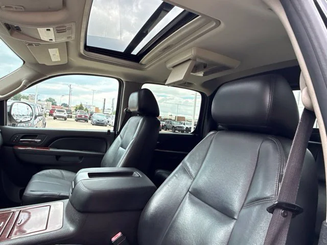 Used 2011 Black Chevrolet LTZ image 25
