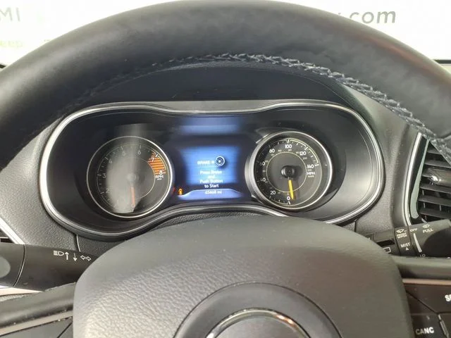 Used 2020 Red Jeep Limited image 19
