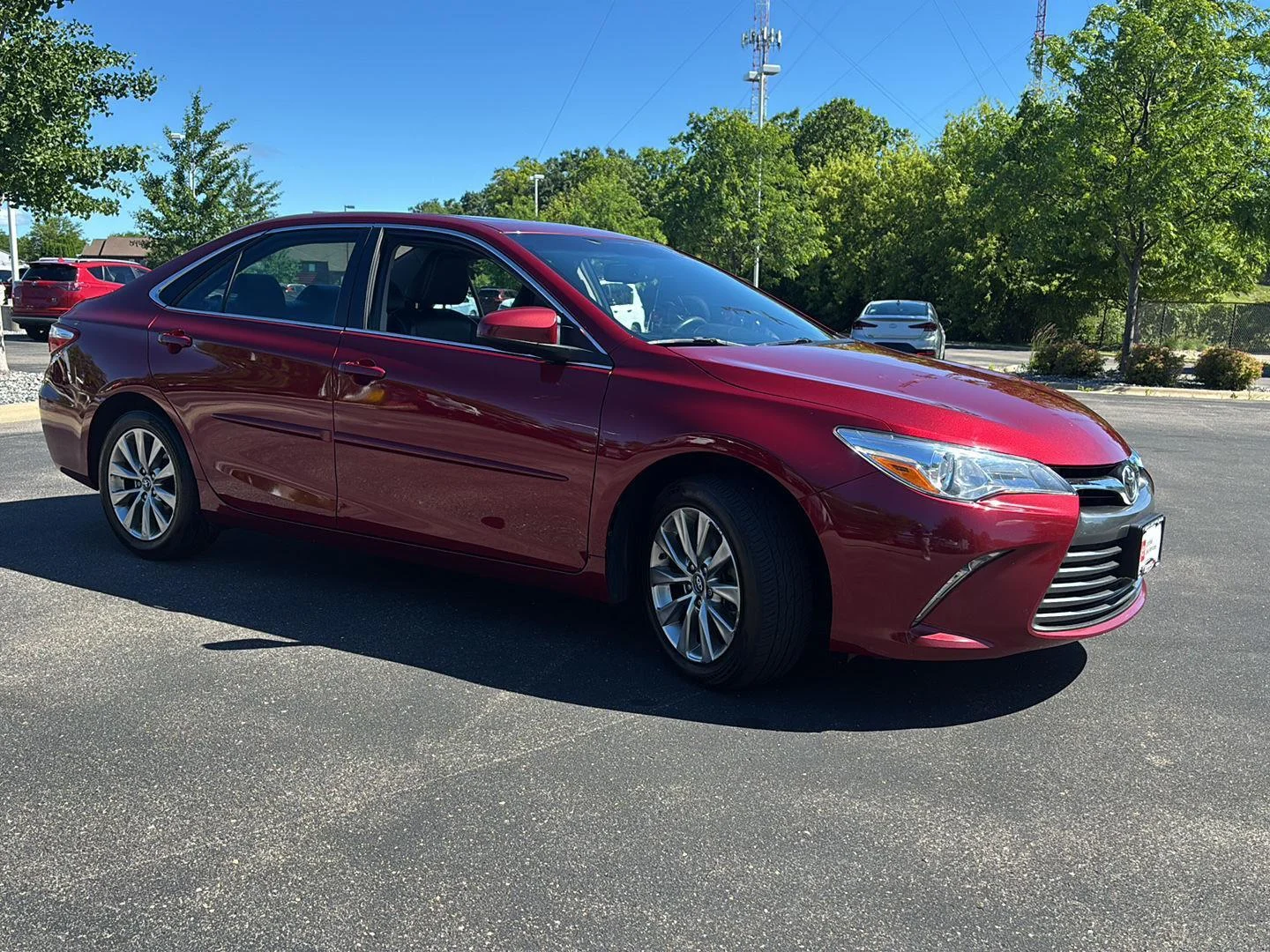 Certified Used 2017 Ruby Flare Pearl Toyota XLE image 8