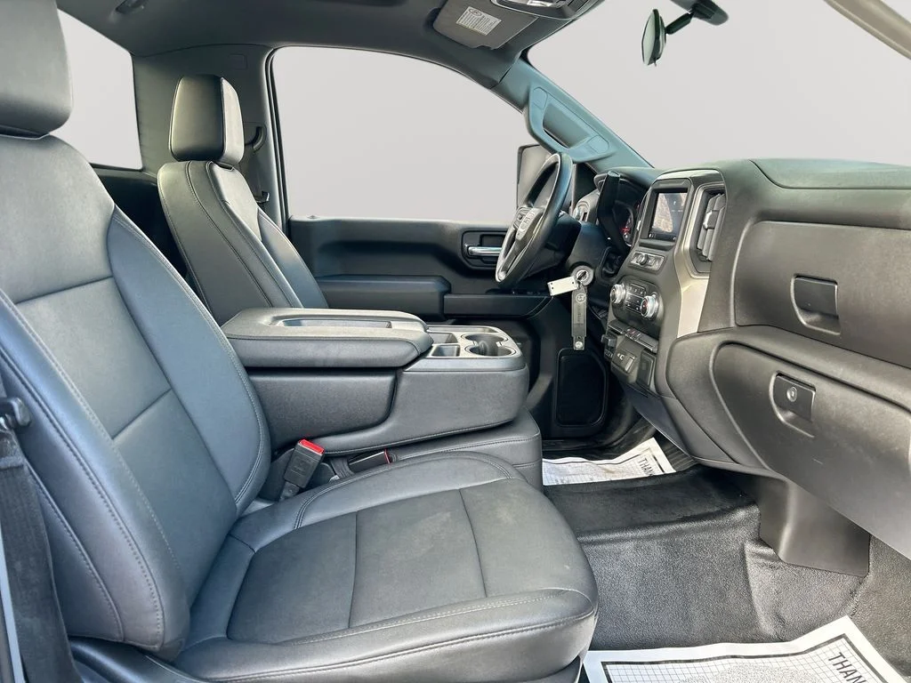 Used 2023 White GMC Pro image 26