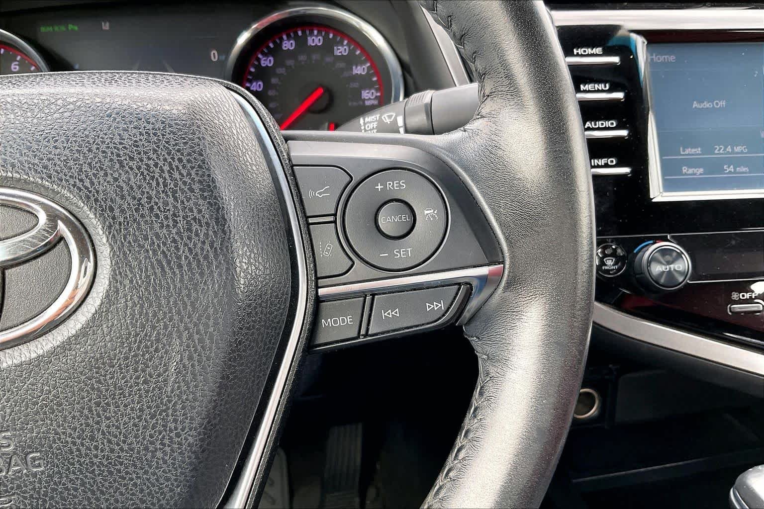 Used 2018 Midnight Black Metallic/Wind Chill Toyota XSE image 23